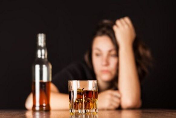 kadın alkolizmi içmeyi nasıl durdurur