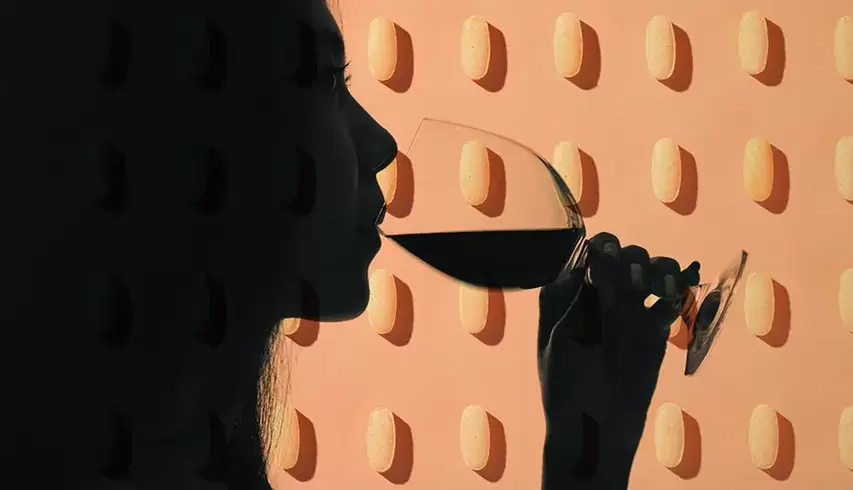 aynı anda alkol almak ve antibiyotik almak